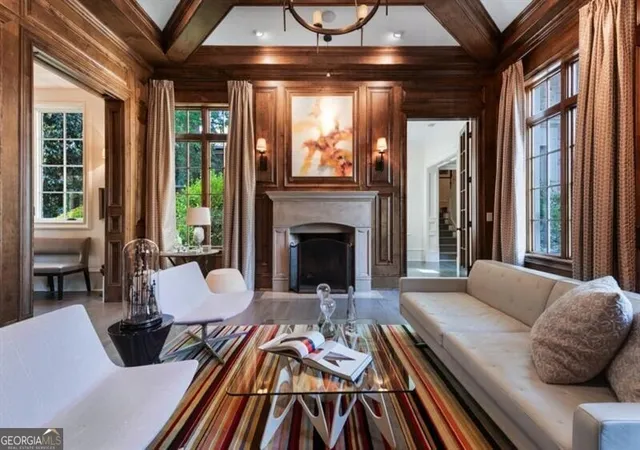 Photo 2 of Sale Pending at 4010 Powers Ferry Nw, Atlanta, GA 30342 | MLS# 10810380 | Listing updated on 2026-08-28