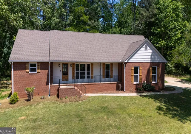 1st image of 406 Ashford Circle, Lagrange, GA 30240 | MLS# 10735429