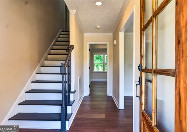 Photo 3 of Single family home for sale at 406 Ashford Cir, Lagrange, GA 30240 | MLS# 10735429 | Listing updated on 2026-07-17