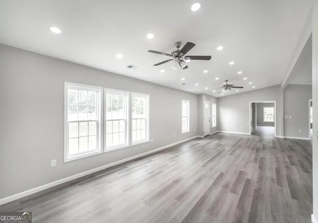 3rd image of 330 Lennox Rd, Dublin, GA 31021 | MLS# 10716052