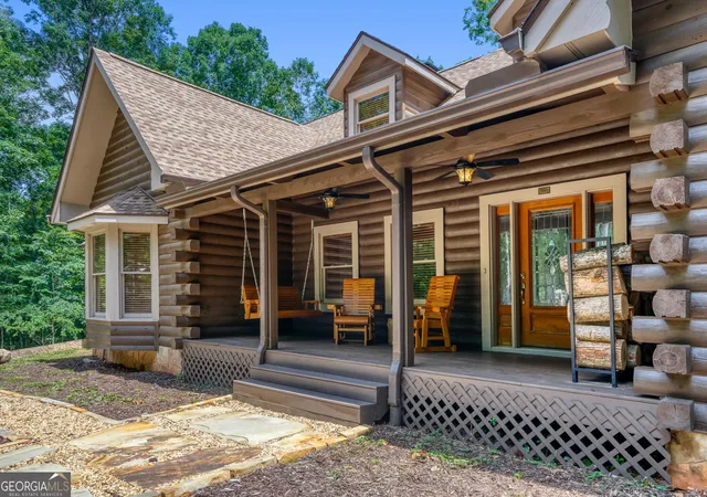 Photo 3 of Single family home for sale at 4420 Parkwood Rd, Social Circle, GA 30025 | MLS# 10835353 | Listing updated on 2026-10-09