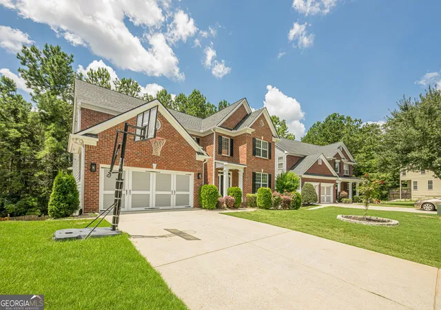 Photo 3 of Single family home for sale at 4720 Shiloh Springs Rd, Cumming, GA 30040 | MLS# 10836069 | Listing updated on 2026-10-06