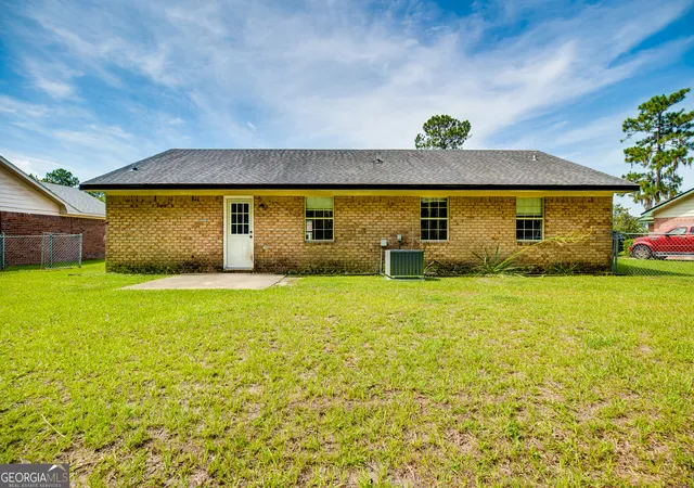 Photo 2 of Single family home for sale at 1076 Desert Shield St, Hinesville, GA 31313 | MLS# 10811678 | Listing updated on 2026-08-06