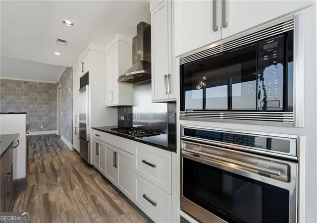 2nd image of 3344 Peachtree Rd Ne #3703, Atlanta, GA 30326 | MLS# 10716453