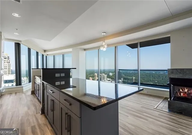 3rd image of 3344 Peachtree Rd Ne #3703, Atlanta, GA 30326 | MLS# 10716453