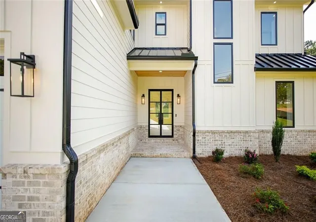 4th image of 6214 Blackjack Rd, Flowery Branch, GA 30542 | MLS# 10822334
