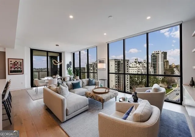 2nd image of 2425 Peachtree Rd Ne #1401, Atlanta, GA 30305 | MLS# 10687842