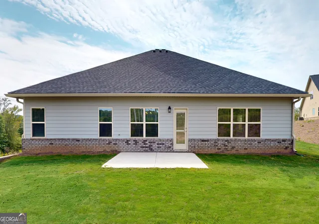 Photo 3 of Single family home for sale at 1027 Holliday Pass, Griffin, GA 30223 | MLS# 10753447 | Listing updated on 2026-09-16