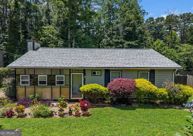 2nd image of 6153 Creekford Dr Dr, Lithonia, GA 30058 | MLS# 10791615