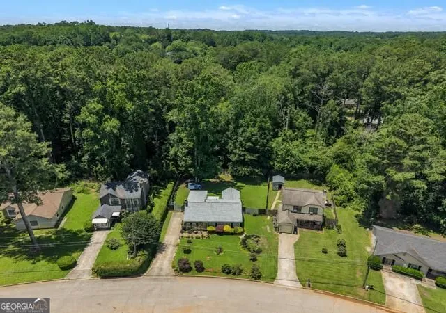 4th image of 6153 Creekford Dr Dr, Lithonia, GA 30058 | MLS# 10791615