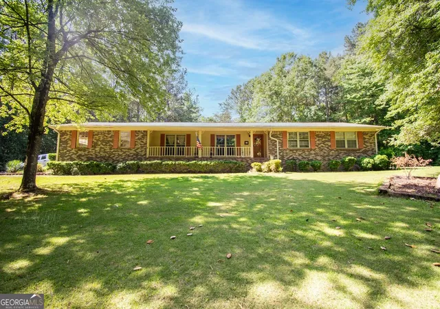 Photo 2 of Single family home for sale at 1719 Highway 81 W, Mcdonough, GA 30253 | MLS# 10770170 | Listing updated on 2026-08-10