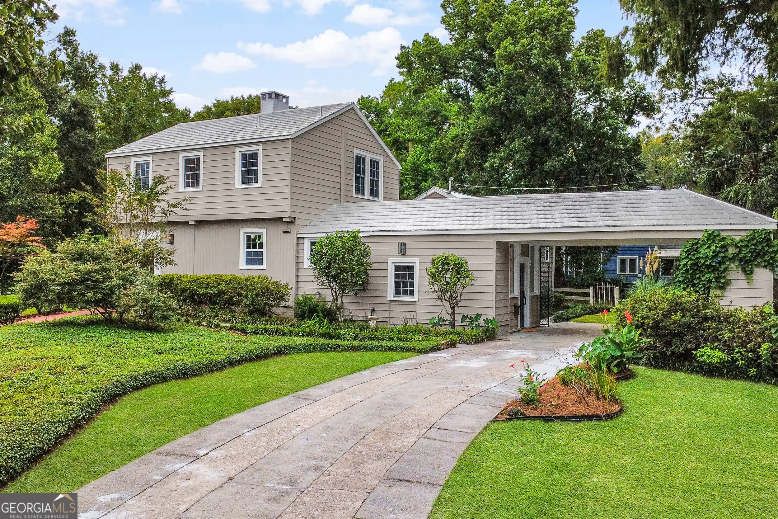 Photo 1 of Single family home for sale at 519 Gordonston Ave, Savannah, GA 31404 | MLS# 10871916 | Listing updated on 2026-10-18