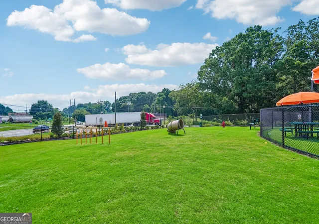 27th image of 2615 Skyline Dr, Atlanta, GA 30337 | MLS# 10797294