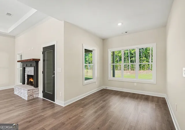 Photo 3 of Single family home for sale at 460 Flint Farms Dr, Concord, GA 30206 | MLS# 10723951 | Listing updated on 2026-08-20
