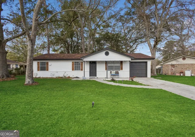 Photo 1 of Single family home for sale at 203 Holiday Cir, Savannah, GA 31419 | MLS# 10652108 | Listing updated on 2026-05-30