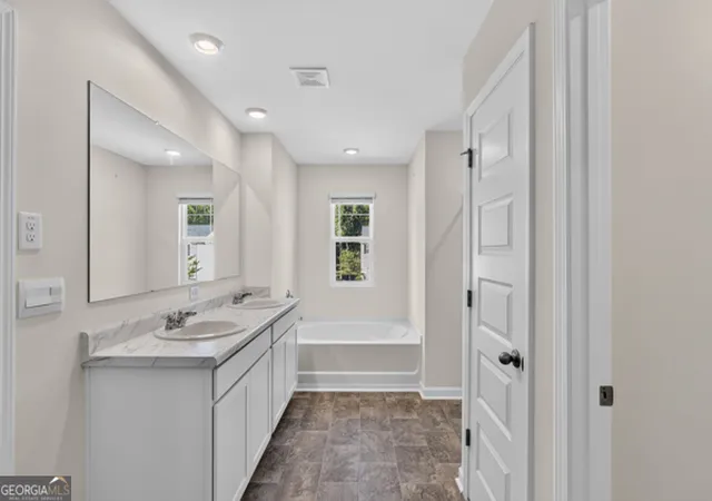 Photo 3 of Single family home for sale at 3737 SE Chevington Ct, Atlanta, GA 30354 | MLS# 10798553 | Listing updated on 2026-08-19