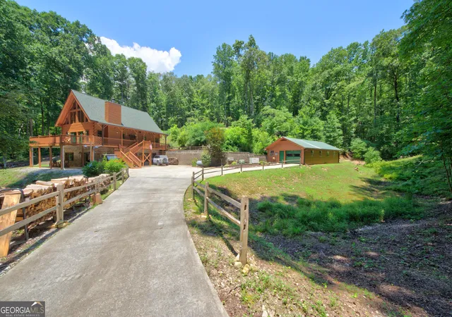 Homes for sale in Clarkesville, GA | 750 Seye Wailo Trl, Clarkesville, GA 30523 | MLS# 10801489