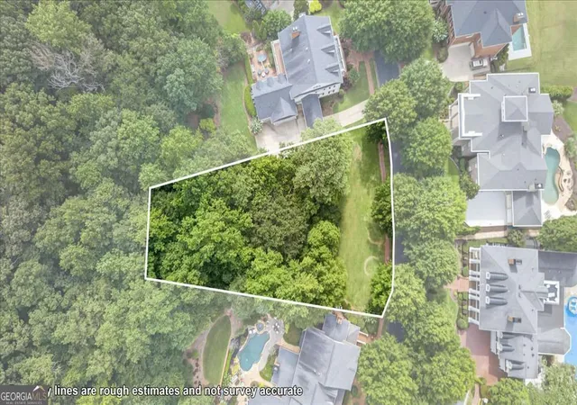 2nd image of 3119 W Addison Dr, Alpharetta, GA 30022 | MLS# 10823587