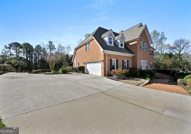 3rd image of 860 Cramac Dr, Lawrenceville, GA 30046 | MLS# 10717126