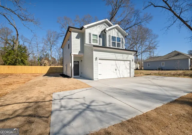 Photo 1 of Single family home for sale at 1015 Lyndon Ave, Griffin, GA 30223 | MLS# 10688465 | Listing updated on 2026-10-06