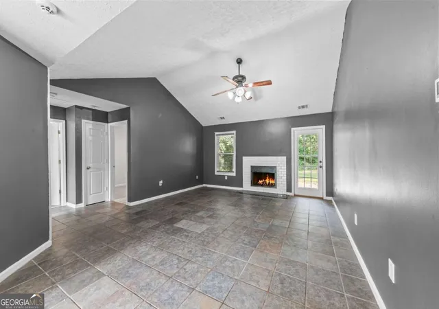Photo 3 of Single family home for sale at 185 Jimmy Reynolds Dr, Jefferson, GA 30549 | MLS# 10816906 | Listing updated on 2026-10-07