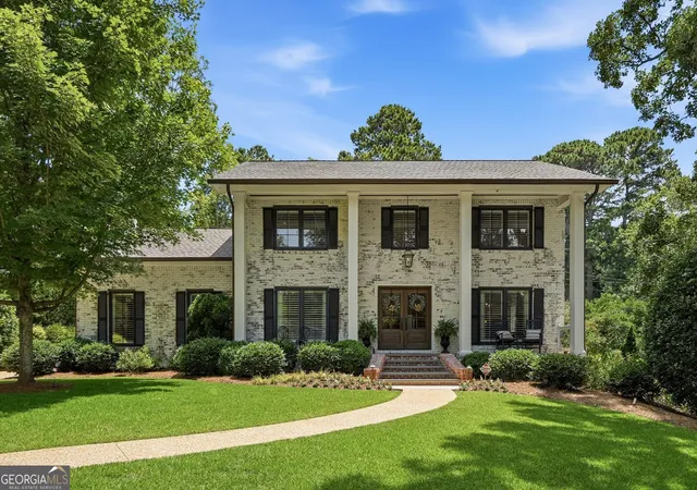 Photo 1 of Sale Pending at 2563 Fairoaks Rd, Decatur, GA 30033 | MLS# 10787713 | Listing updated on 2026-08-17