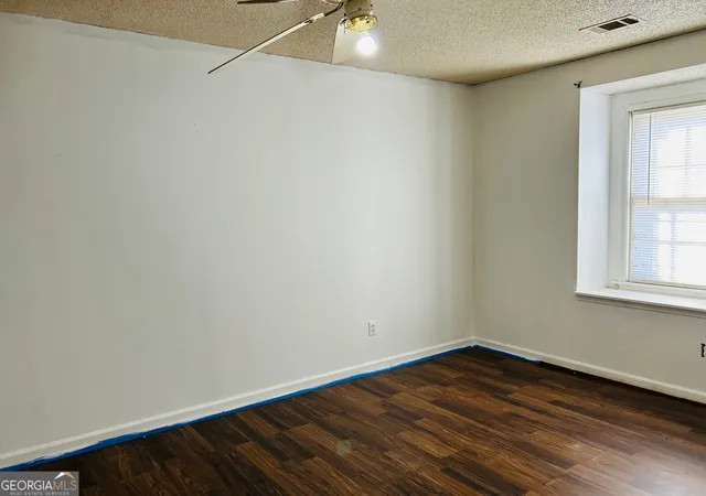 Photo 3 of Townhouse for sale at 7978 Woodlake Dr, Riverdale, GA 30274 | MLS# 10814933 | Listing updated on 2026-09-13
