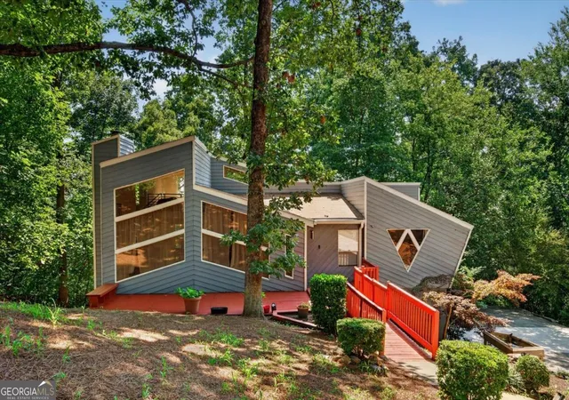 Photo 1 of Single family home for sale at 1981 Kinridge Rd, Marietta, GA 30062 | MLS# 10820151 | Listing updated on 2026-08-31