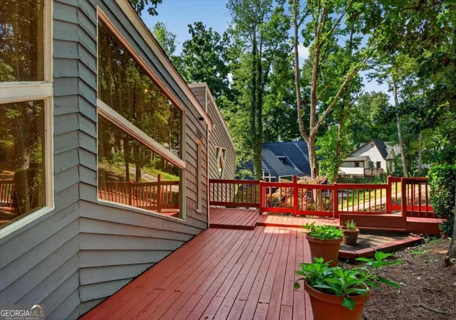 Photo 3 of Single family home for sale at 1981 Kinridge Rd, Marietta, GA 30062 | MLS# 10820151 | Listing updated on 2026-08-31