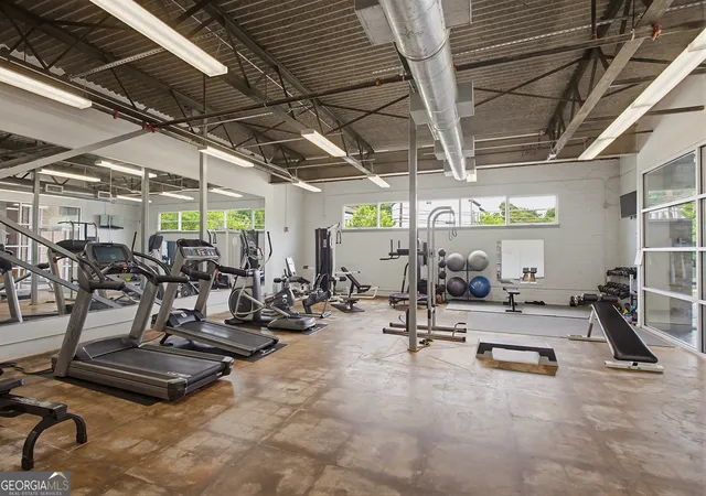 Listing Photo 2 - Condo for sale in building located at 195 Arizona Ave, Atlanta, GA 30307 - Unit #121