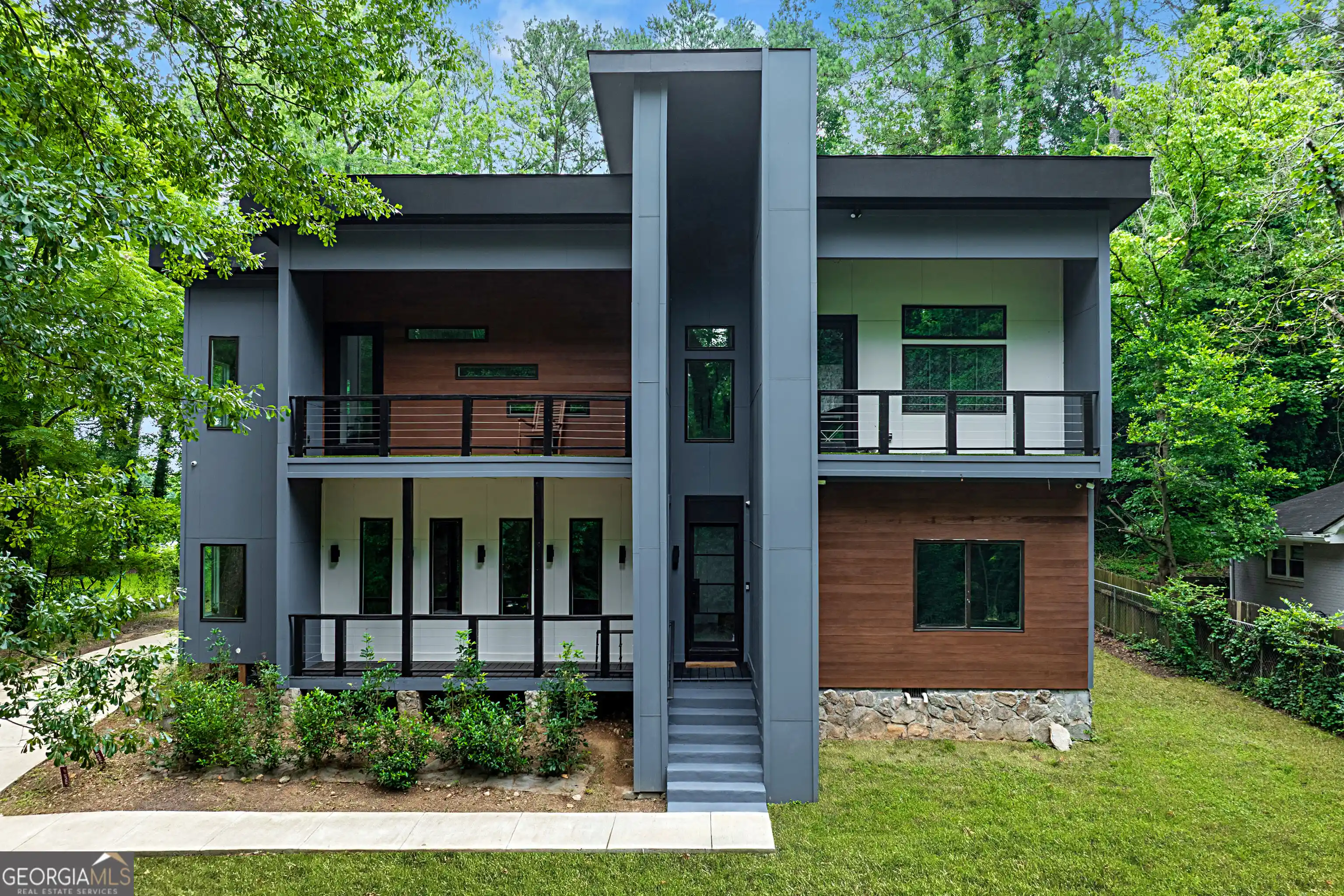 Photo 1 of Single family home for sale at 3009 Orion Dr, Decatur, GA 30033 | MLS# 10872953 | Listing updated on 2026-10-28
