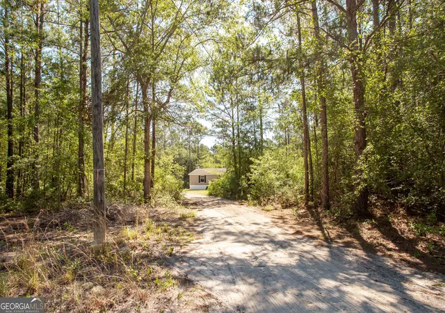 Homes for sale in Waycross, GA | 4860 Allen Ln, Waycross, GA 31503 | MLS# 10780172