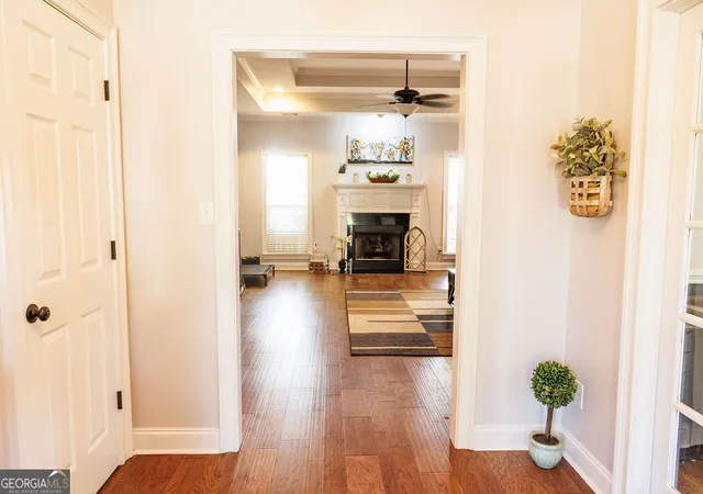 Photo 3 of Single family home for sale at 304 Victoria Cir, Warner Robins, GA 31088 | MLS# 10827599 | Listing updated on 2026-08-31