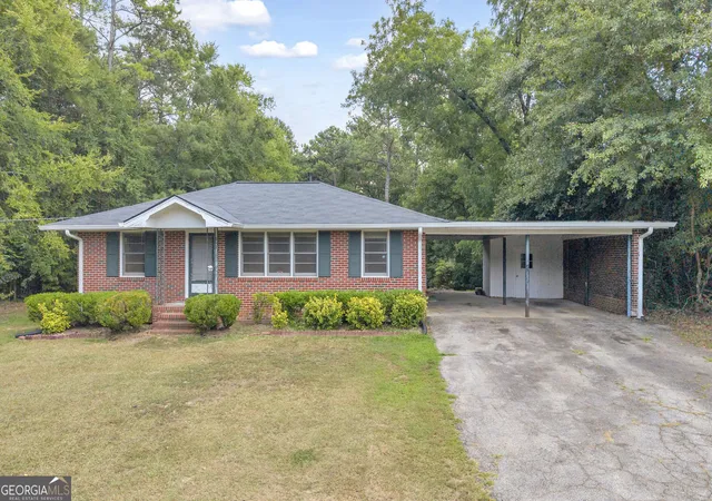 1st image of 1226 Country Club Rd, Elberton, GA 30635 | MLS# 10827108