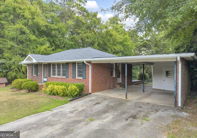 2nd image of 1226 Country Club Rd, Elberton, GA 30635 | MLS# 10827108