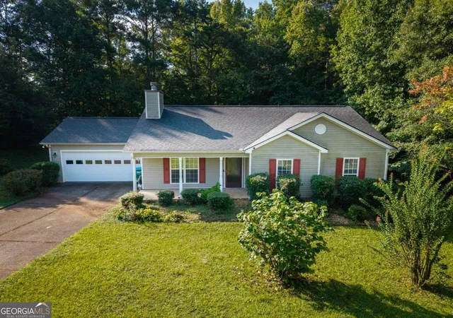 Photo 1 of Single family home for sale at 524 Greenfield Dr, Statham, GA 30666 | MLS# 10825019 | Listing updated on 2026-09-28