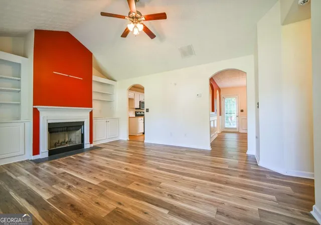 Photo 3 of Single family home for sale at 524 Greenfield Dr, Statham, GA 30666 | MLS# 10825019 | Listing updated on 2026-09-28