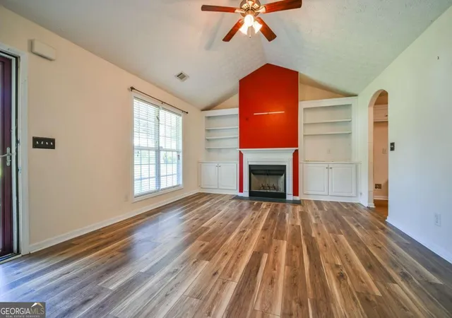 Photo 3 of Single family home for sale at 524 Greenfield Dr, Statham, GA 30666 | MLS# 10825019 | Listing updated on 2026-09-28