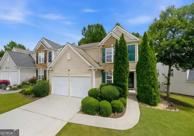 Photo 1 of Townhouse for sale at 251 Balaban Cir, Woodstock, GA 30188 | MLS# 10821504 | Listing updated on 2026-08-29