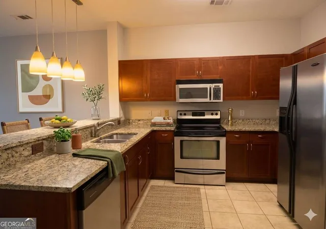 3rd image of 870 Mayson Turner Rd Nw #1238, Atlanta, GA 30314 | MLS# 10741153