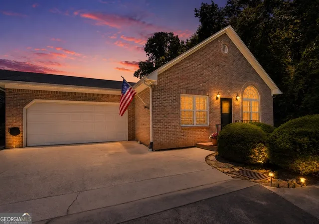 Photo 1 of Condo for sale at 3321 Raes Creek Rd #BLDG 11, Marietta, GA 30008 | MLS# 10801593 | Listing updated on 2026-08-26