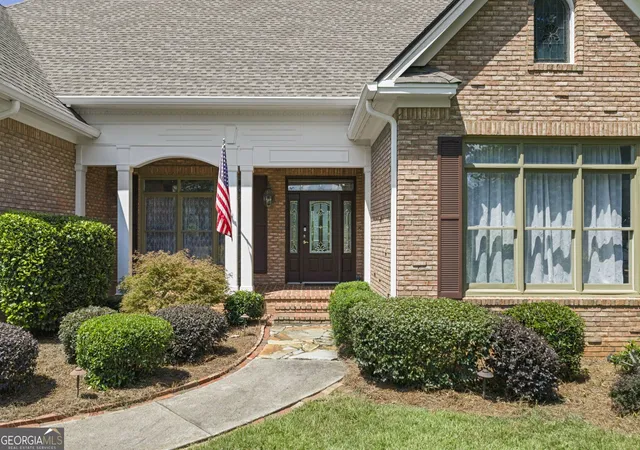 Photo 3 of Single family home for sale at 4501 Walking Stick Ln, Gainesville, GA 30506 | MLS# 10825008 | Listing updated on 2026-09-28