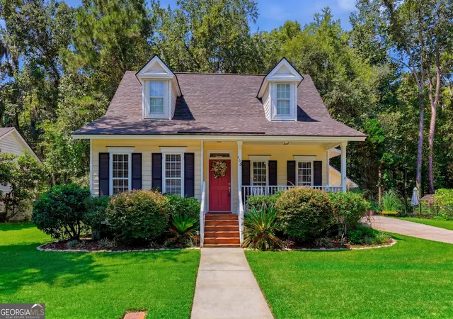Homes for sale in Richmond Hill, GA | 105 Cottage Ct, Richmond Hill, GA 31324 | MLS# 10797572
