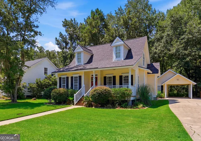 Homes for sale in Richmond Hill, GA | 105 Cottage Ct, Richmond Hill, GA 31324 | MLS# 10797572