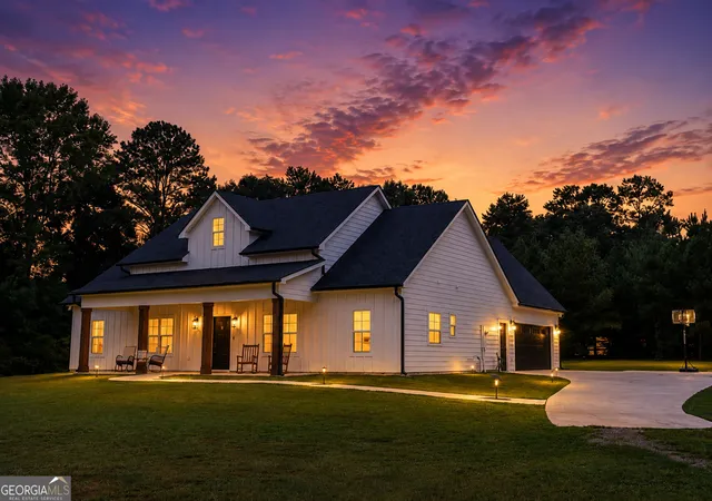 Photo 2 of Single family home for sale at 4355 Ga Hwy 109, Molena, GA 30258 | MLS# 10811249 | Listing updated on 2026-09-02
