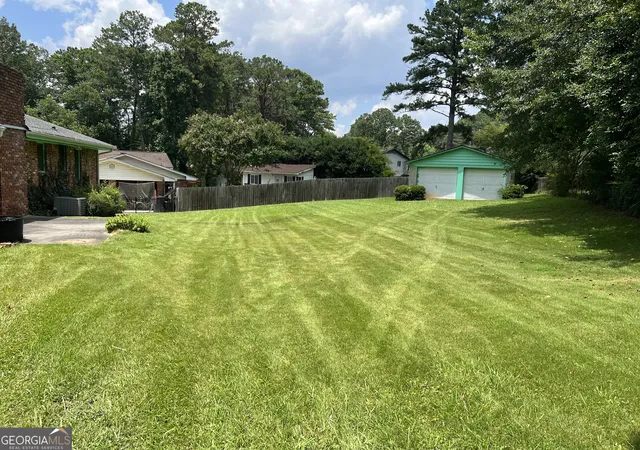 Photo 3 of Single family home for sale at 2935 Heather Dr, Atlanta, GA 30344 | MLS# 10789932 | Listing updated on 2026-08-07