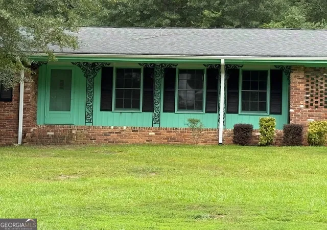 Photo 4 of Single family home for sale at 2935 Heather Dr, Atlanta, GA 30344 | MLS# 10789932 | Listing updated on 2026-08-07
