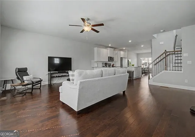 Photo 3 of Townhouse for sale at 87 Rising Fawn Ln, Marietta, GA 30060 | MLS# 10734088 | Listing updated on 2026-09-03