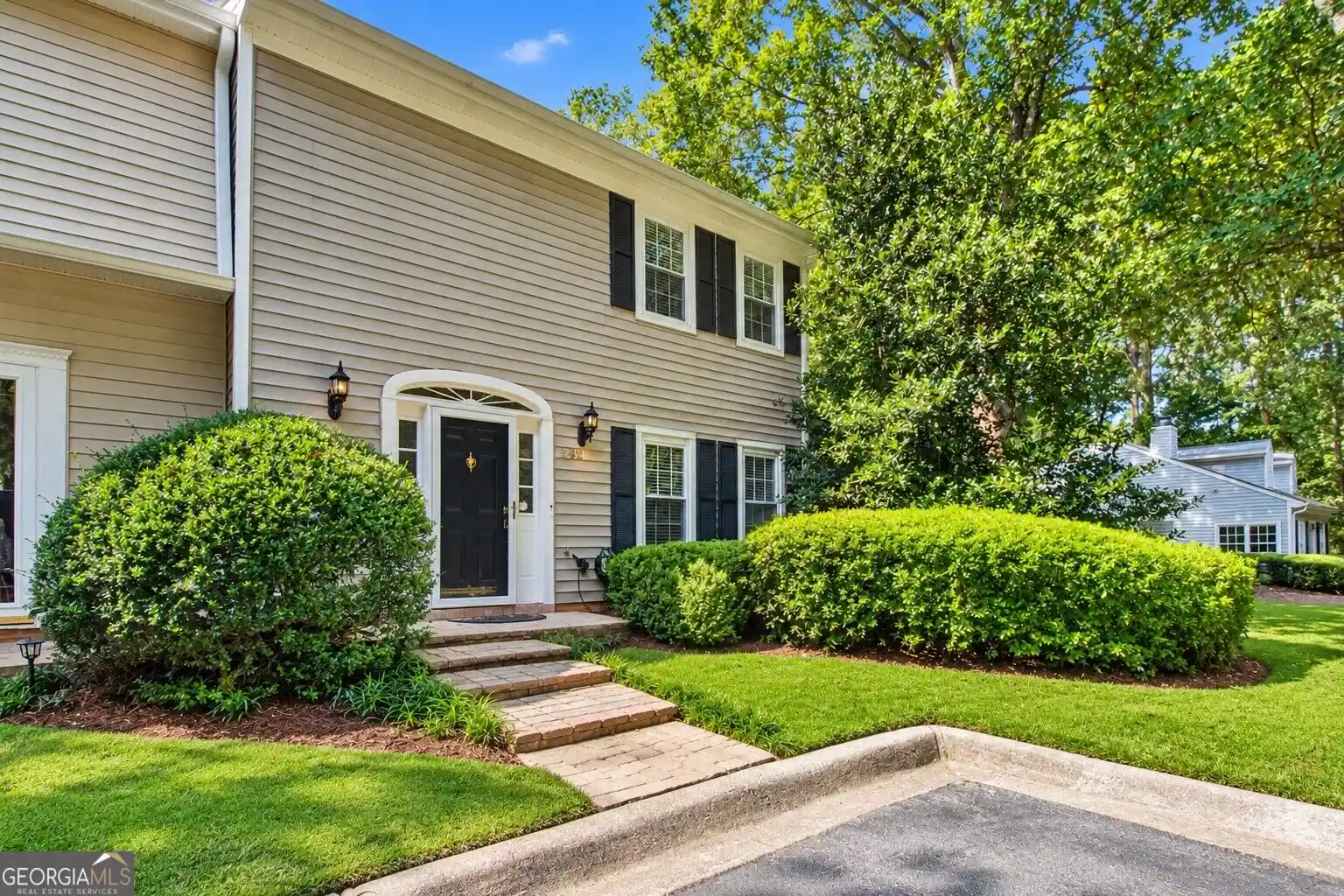 Photo 1 of Townhouse for sale at 849 Heritage Sq, Decatur, GA 30033 | MLS# 10840761 | Listing updated on 2026-10-28
