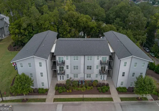 2nd image of 100 Prince Ave #B305, Athens, GA 30601 | MLS# 10824385